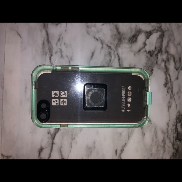 Waterproof iPhone cases - Picture 3 of 13